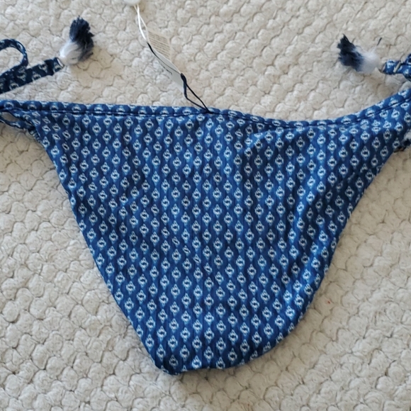 Lucky brand bikini bottoms - Picture 3 of 3